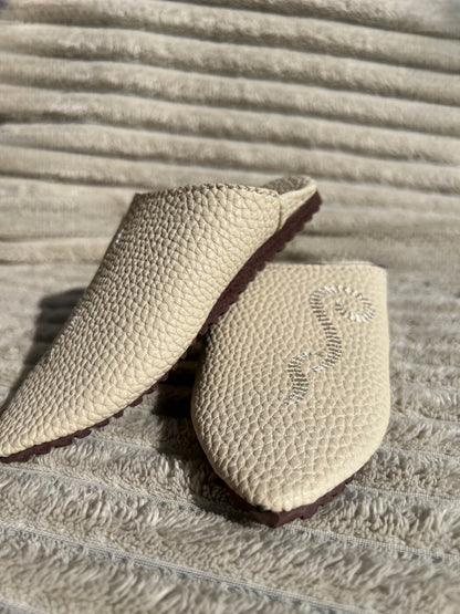 Babouche beige pour bébé