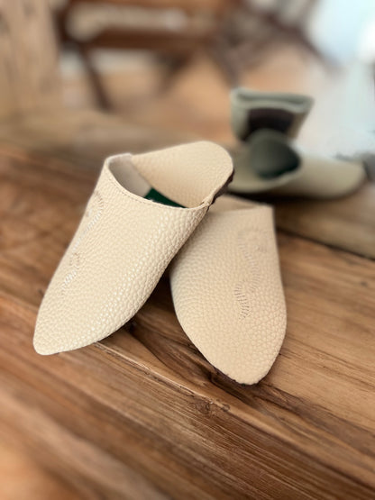 Babouche beige pour bébé